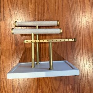 Jewelry holder